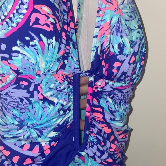 Lilly Pulitzer One-Piece Swimsuit - Picture 4 of 10